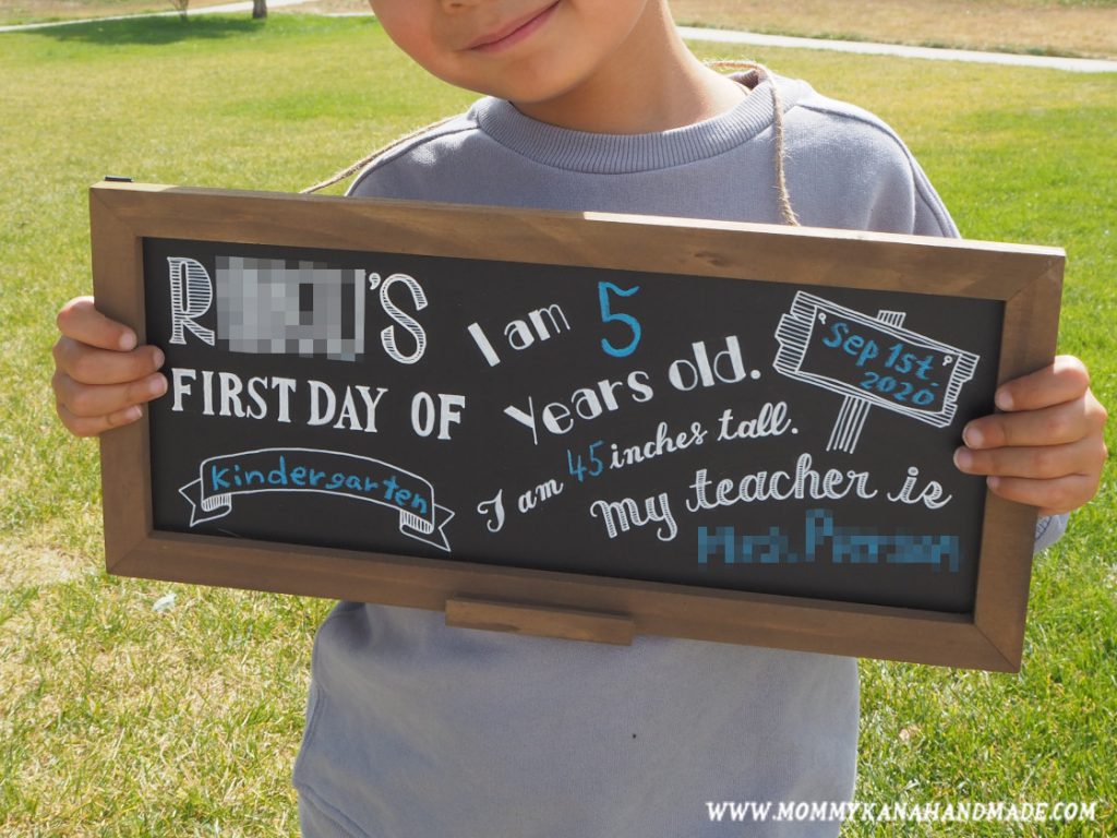 インテリアの邪魔をしない黒板アート